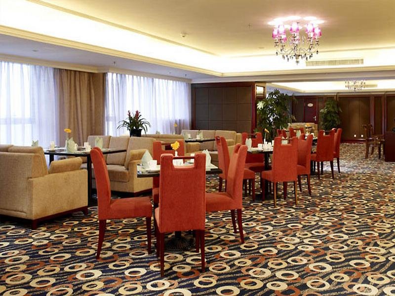 Lexington Shenyang Rich Gate