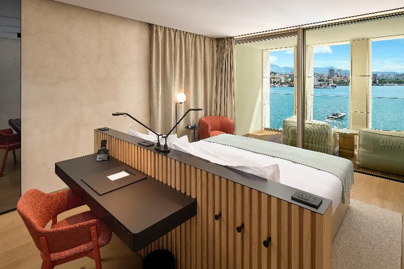 Hotel Ambasador