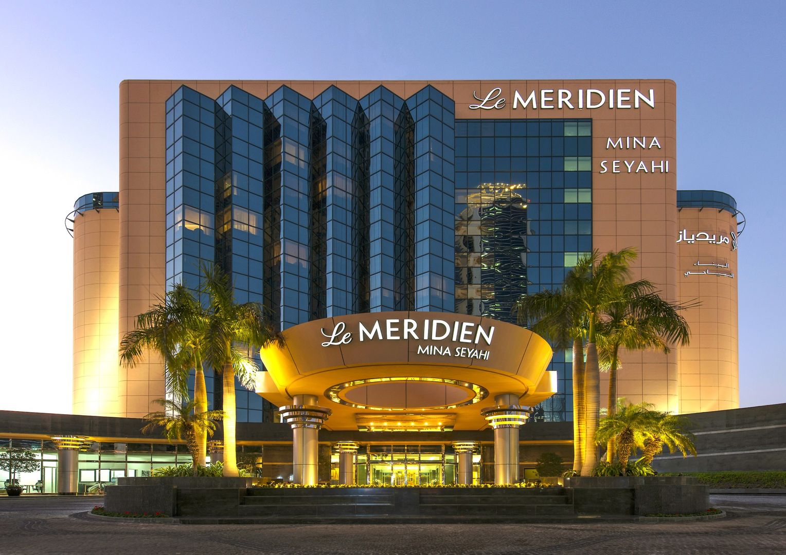 Le Méridien Mina Seyahi Beach Resort & Waterpark