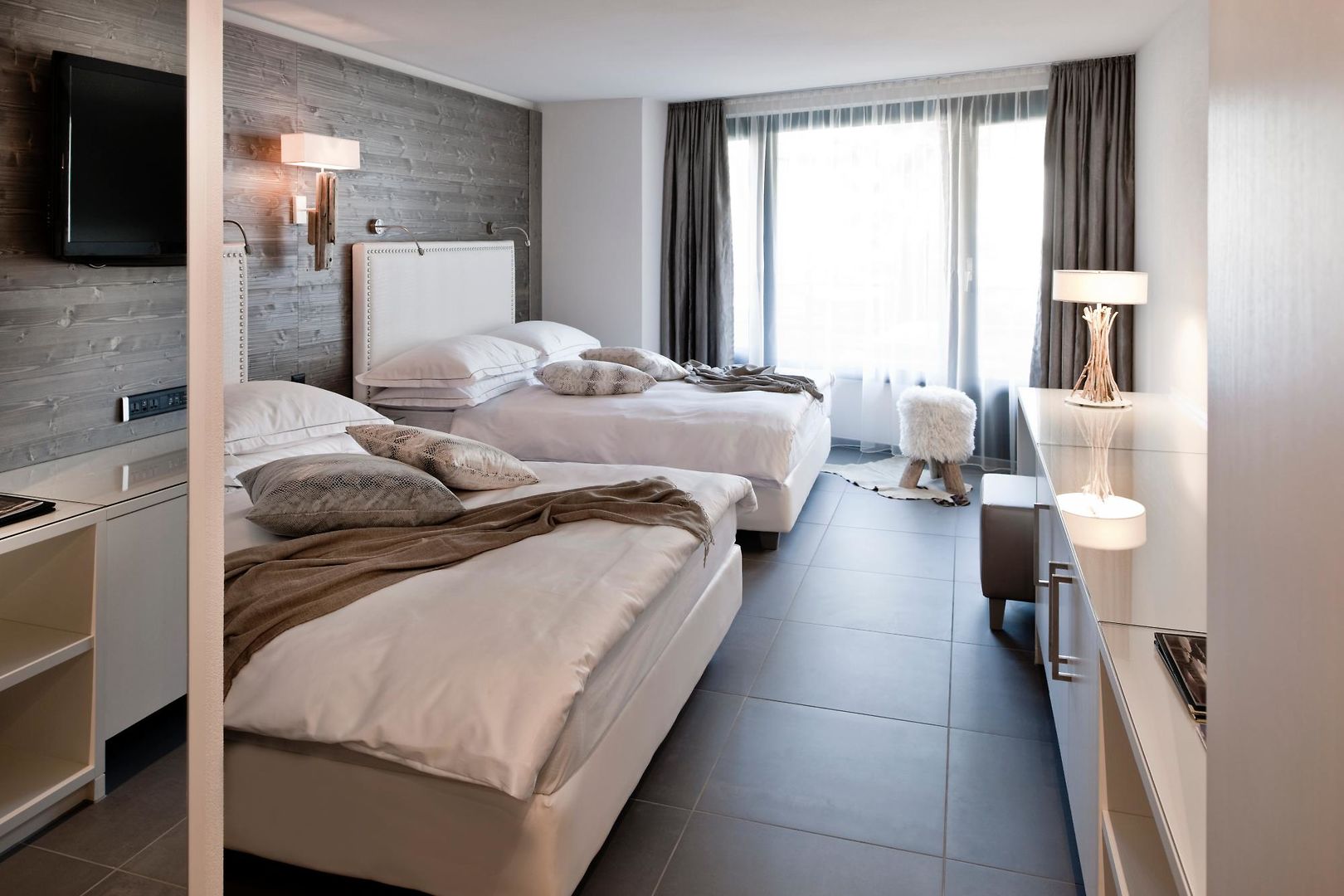 Morosani Fiftyone - the room only Hotel