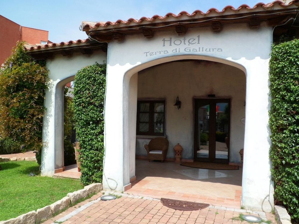 Hotel Terra Di Gallura