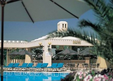 Mövenpick Dubai Grand Al Bustan
