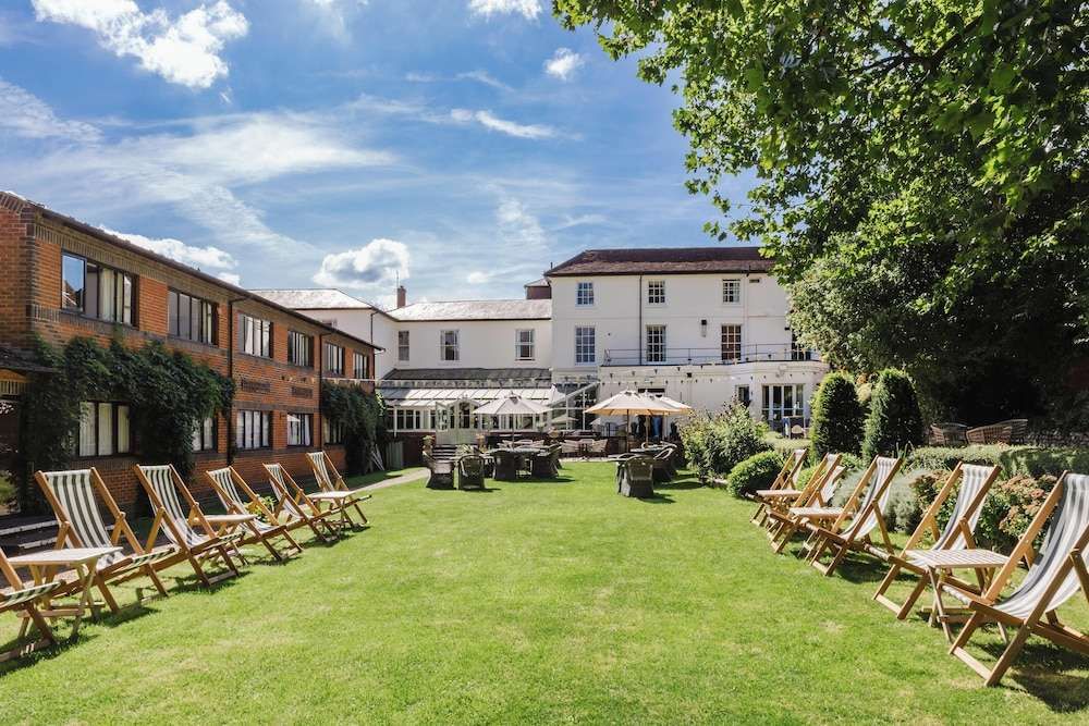 The Winchester Royal Hotel