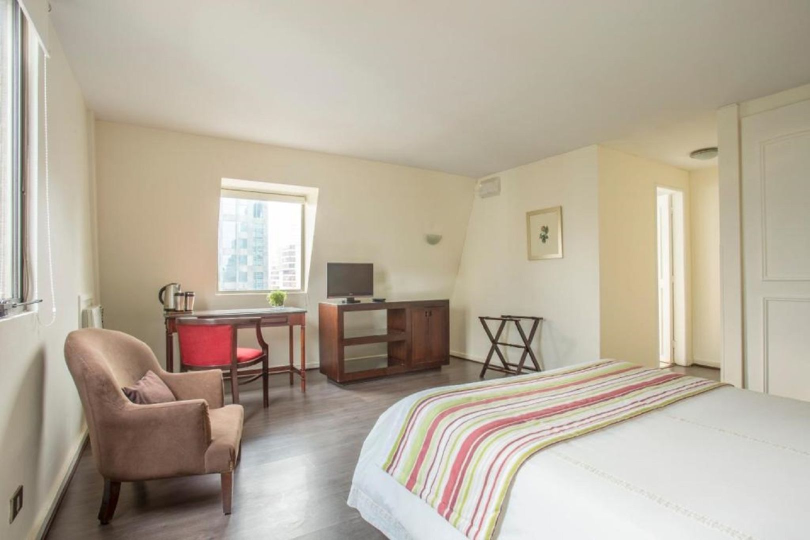 MR. Express Hotel