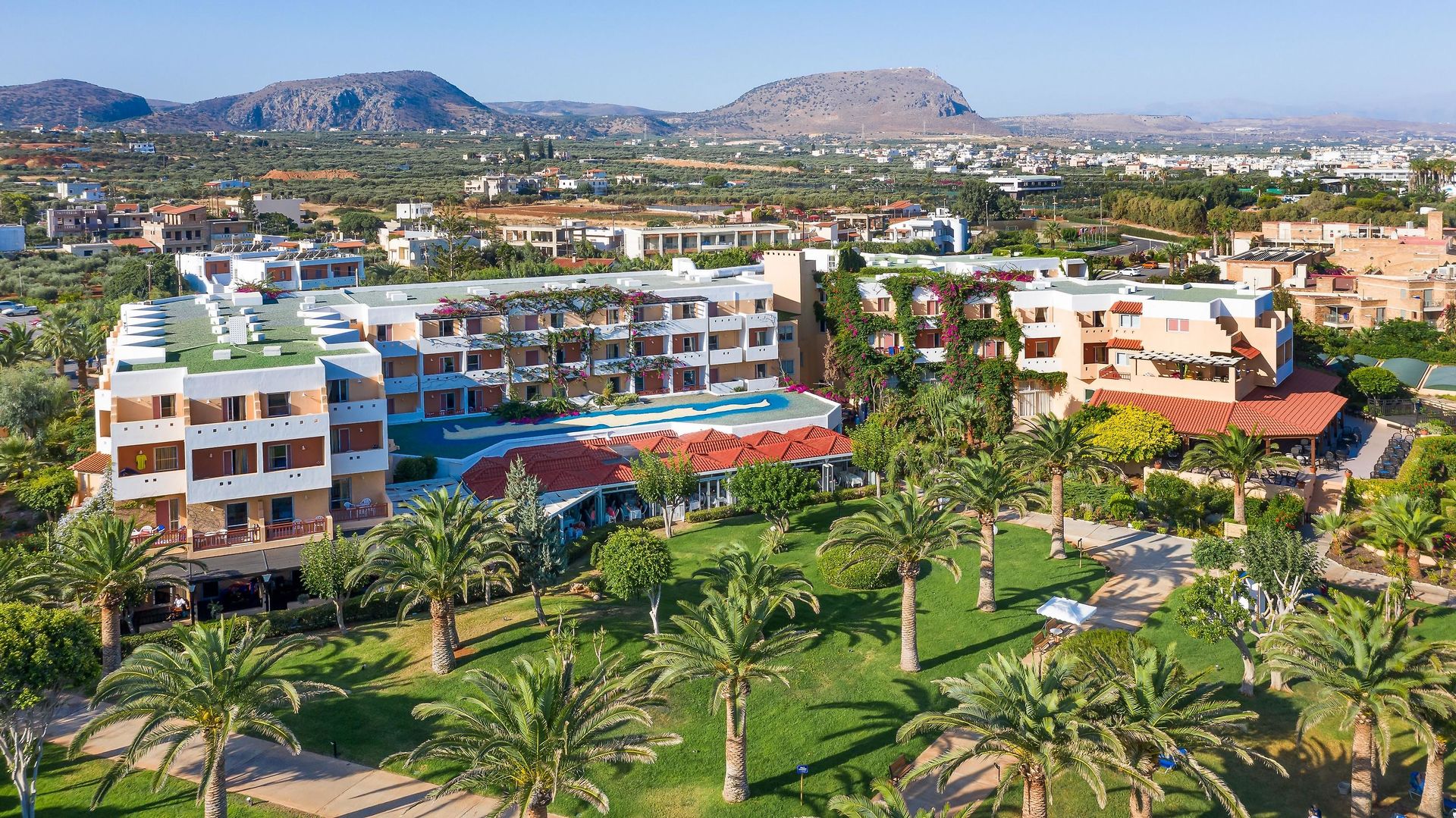 Anissa Beach & Village Hotel