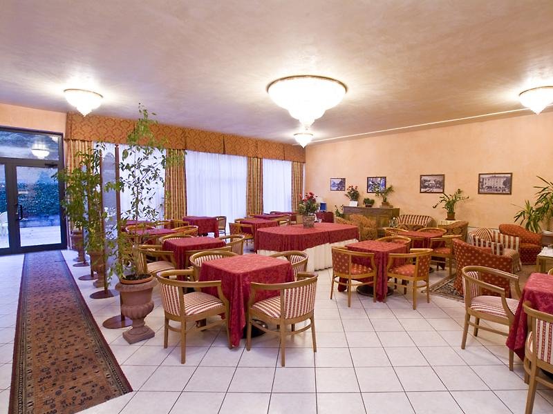 Hotel Roma
