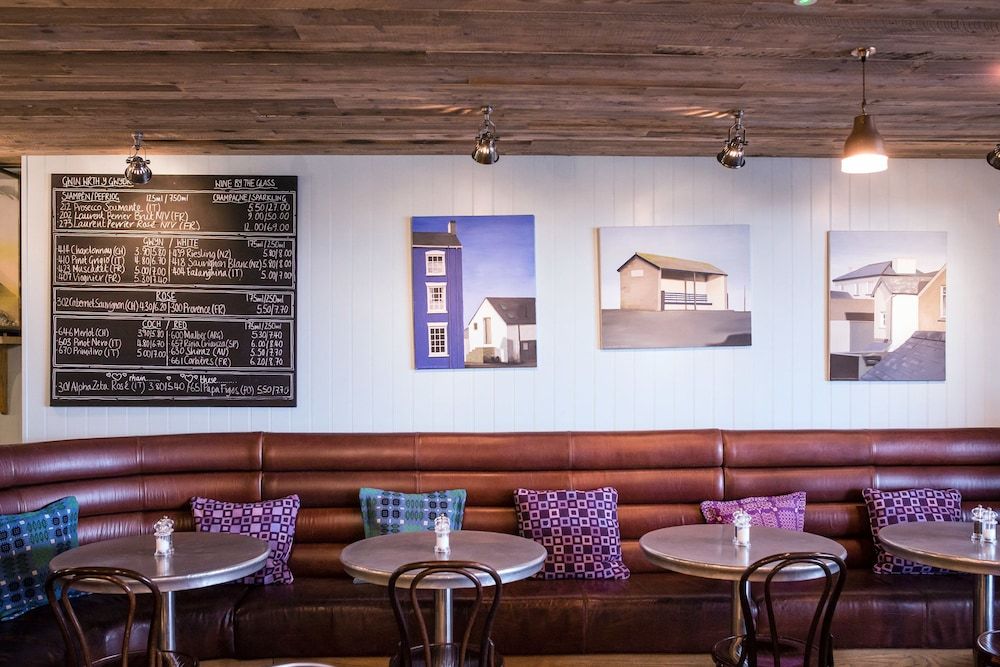 Harbourmaster Hotel
