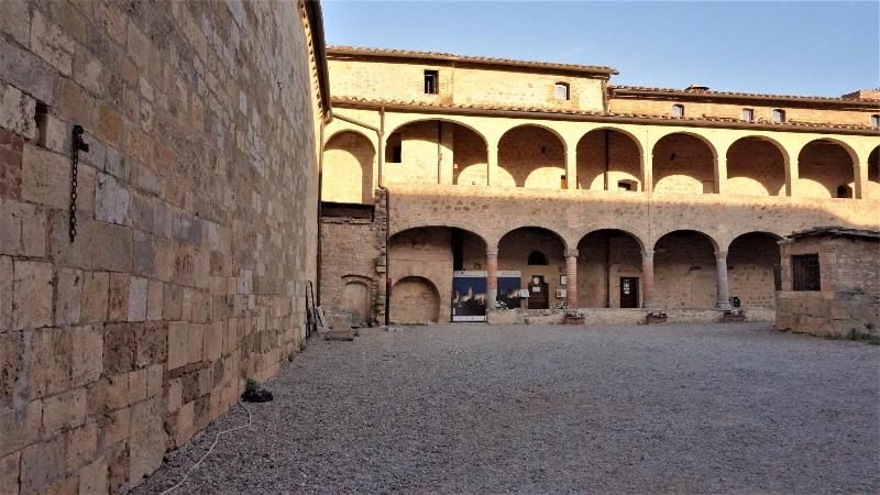 Contessa Ava Dei Lambardi