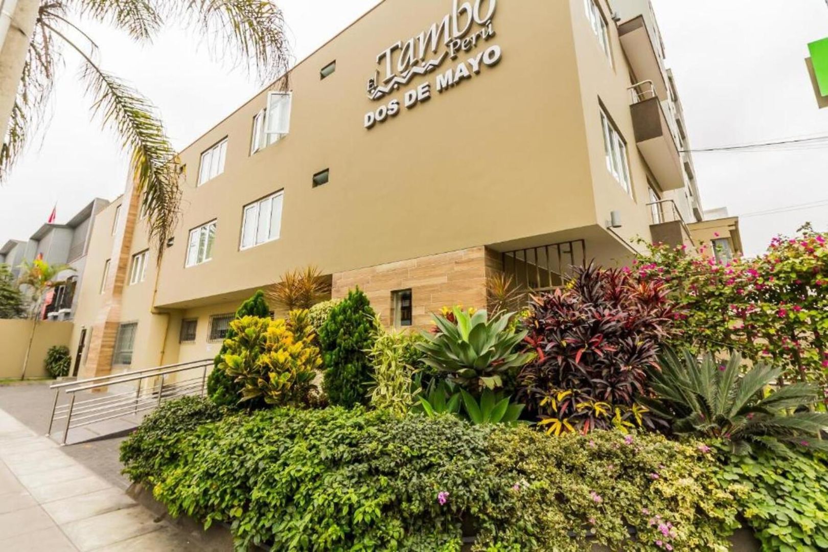 Hotel Tambo Dos De Mayo