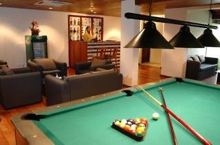 Hibiscus Beach Hotel & Villas