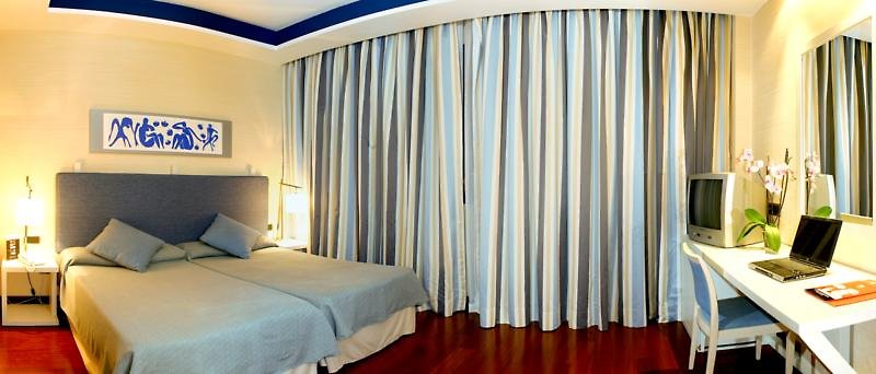 Hotel Puerta de Alcalá