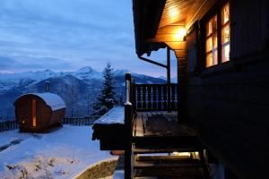 Rosso 38 Chalet