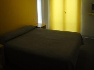 Hostal Albany