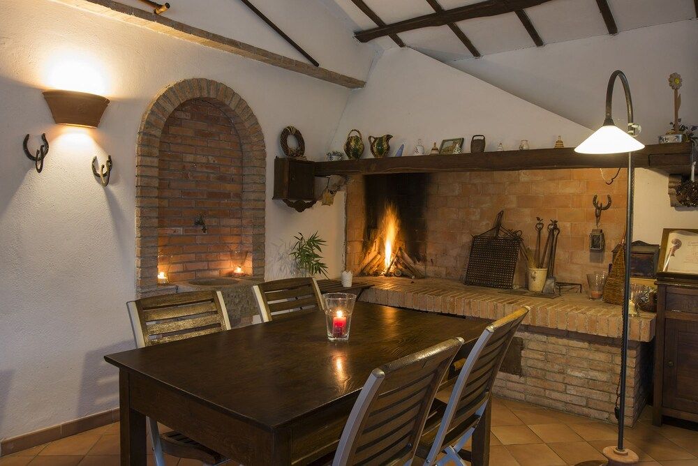 Castello Di Proceno Albergo Diffuso In Dimora D'Epoca