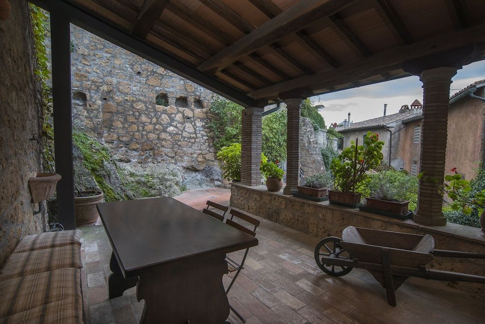 Castello Di Proceno Albergo Diffuso In Dimora D'Epoca