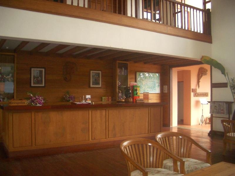 Riverhouse Resort
