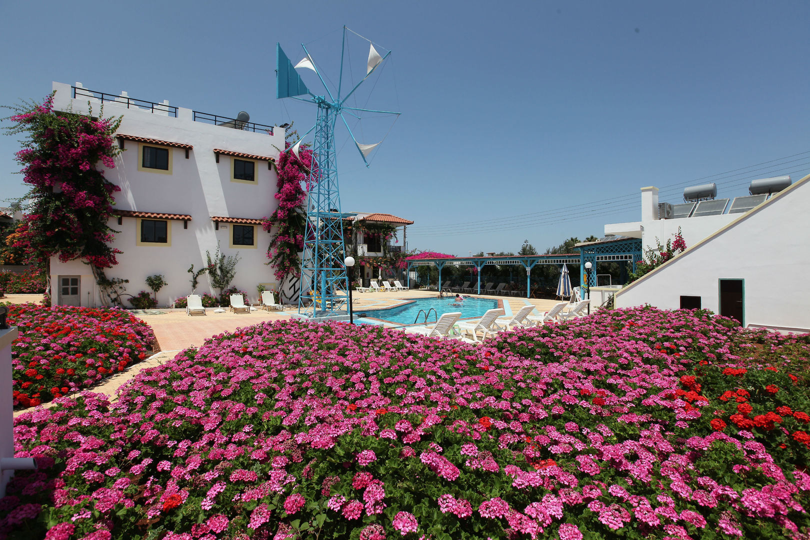 Paul Marie Hotel & Bungalows