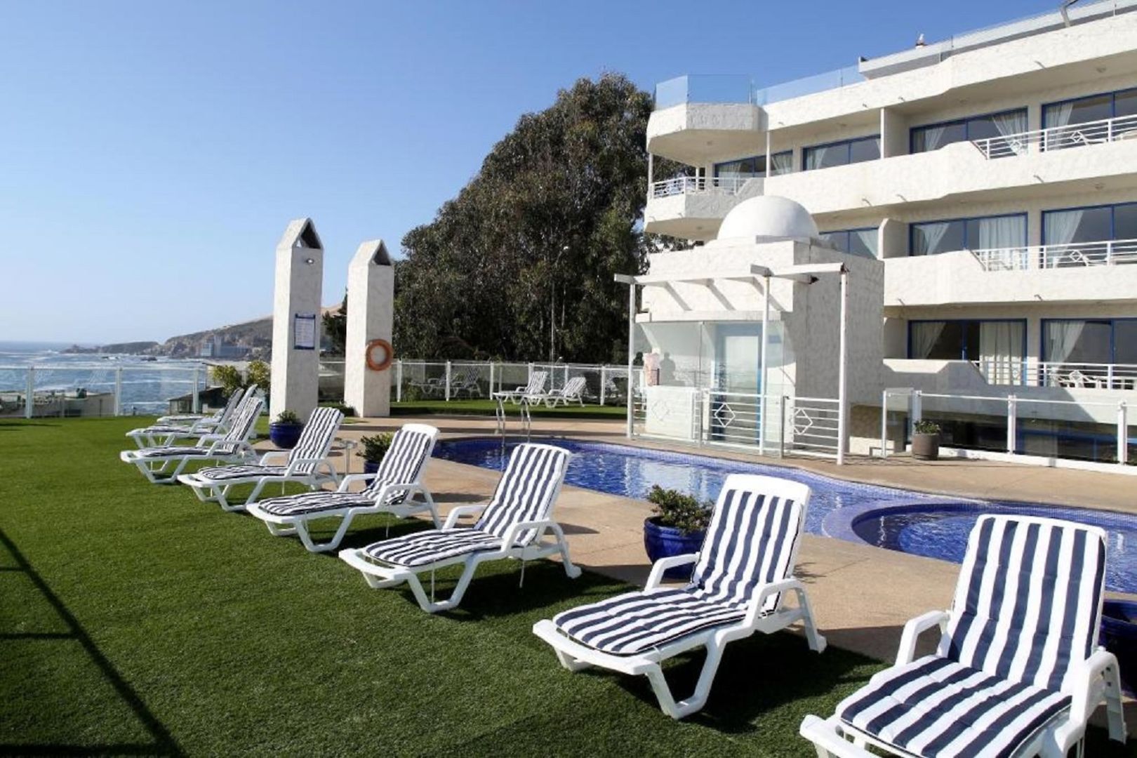 MR. Mar Suites