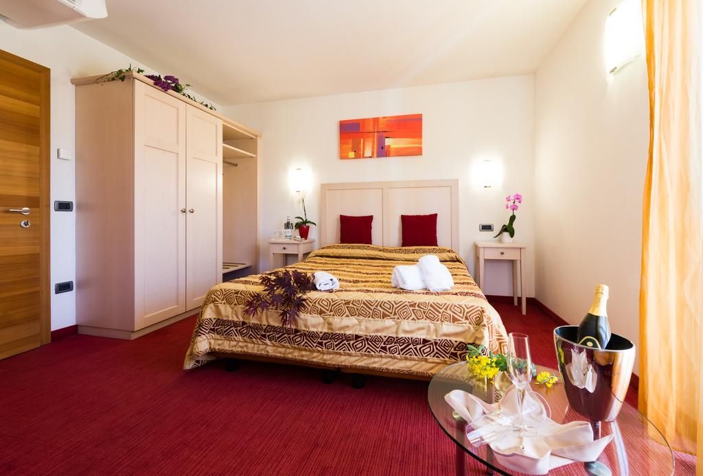 NatureBio Hotel Elite