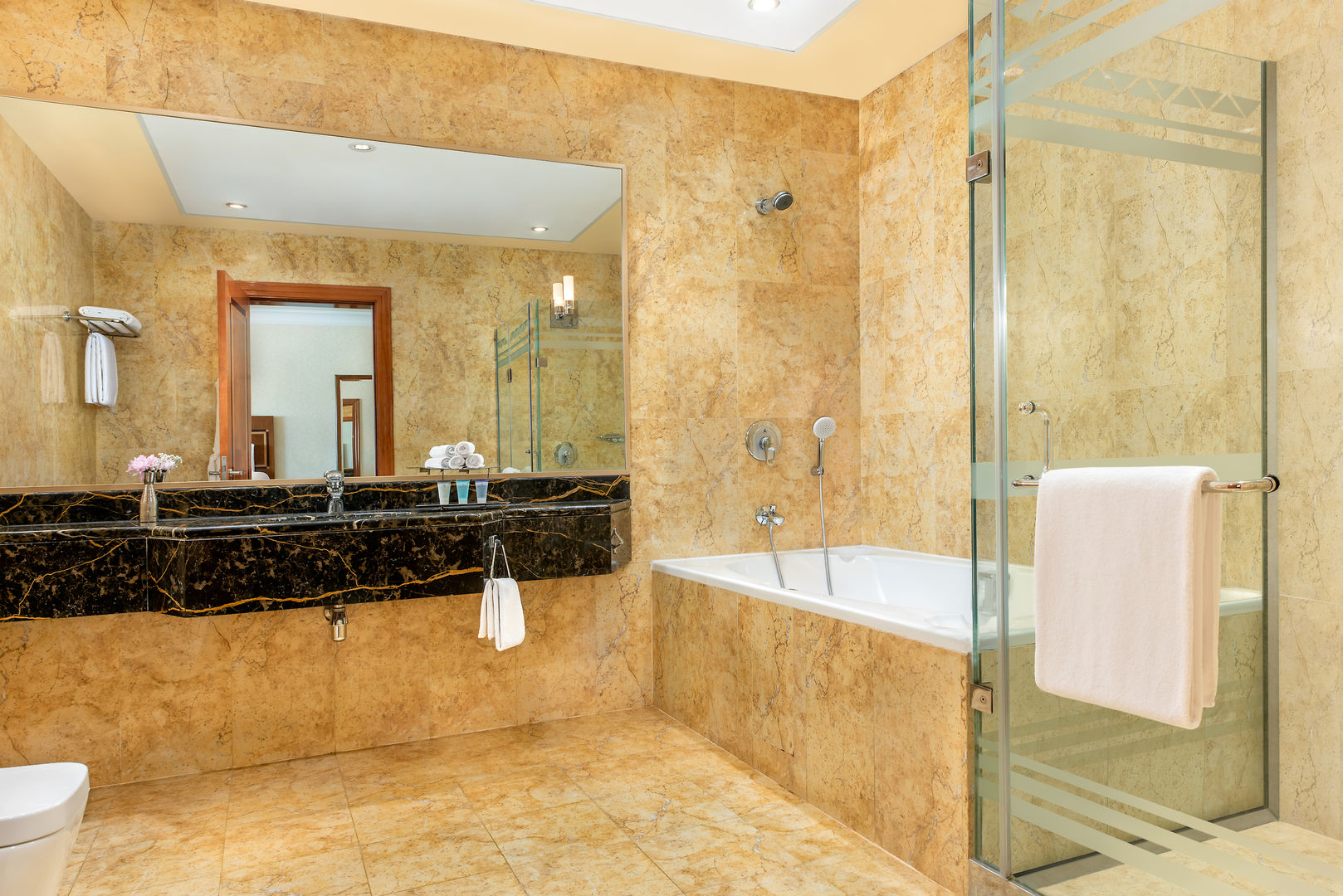 Al Raha Beach Resort & Spa