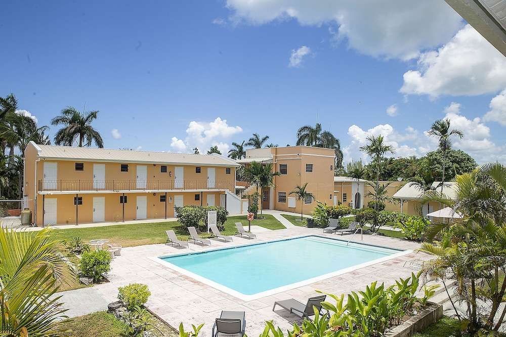 Orange Hill Beach Inn