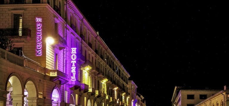 Best Western Crystal Palace Hotel