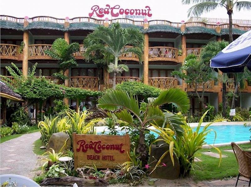 Red Coconut Beach Hotel
