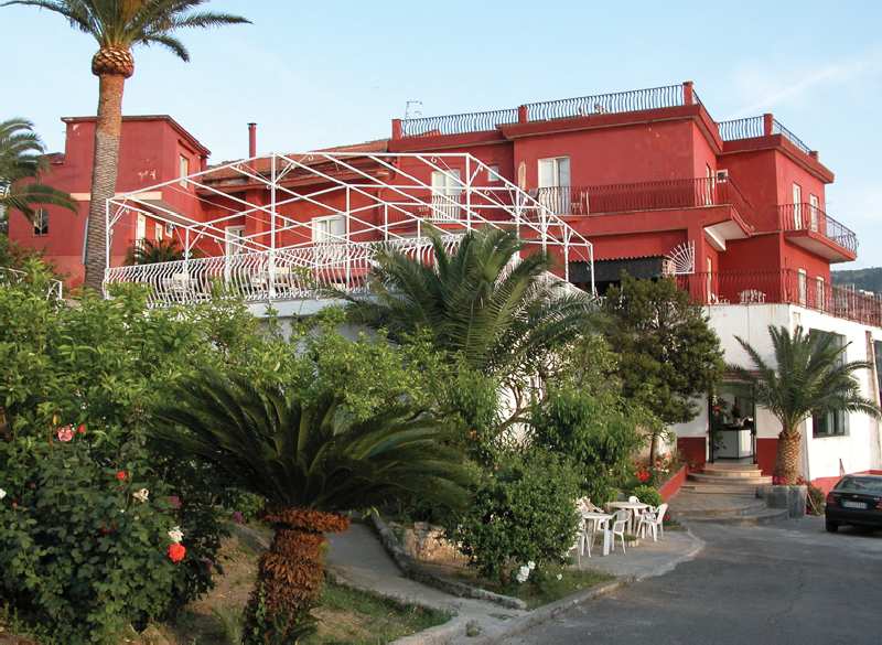 Villa Fiorella Art Hotel