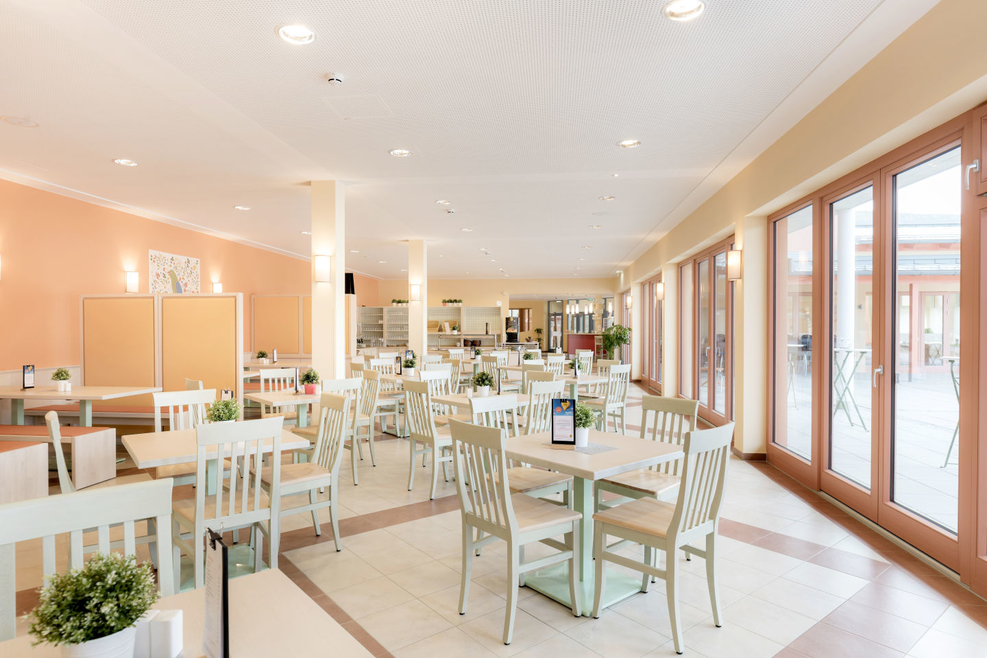 JUFA Hotel Stubenbergsee