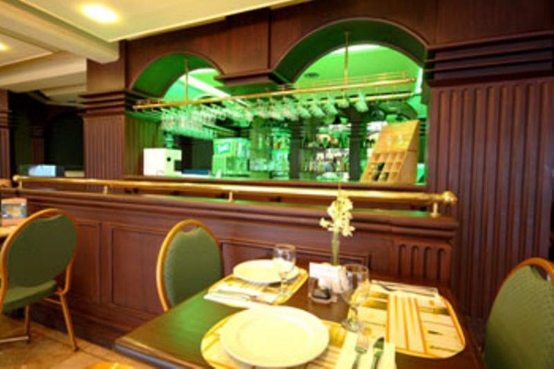 Best Western Hotel La Corona Manila