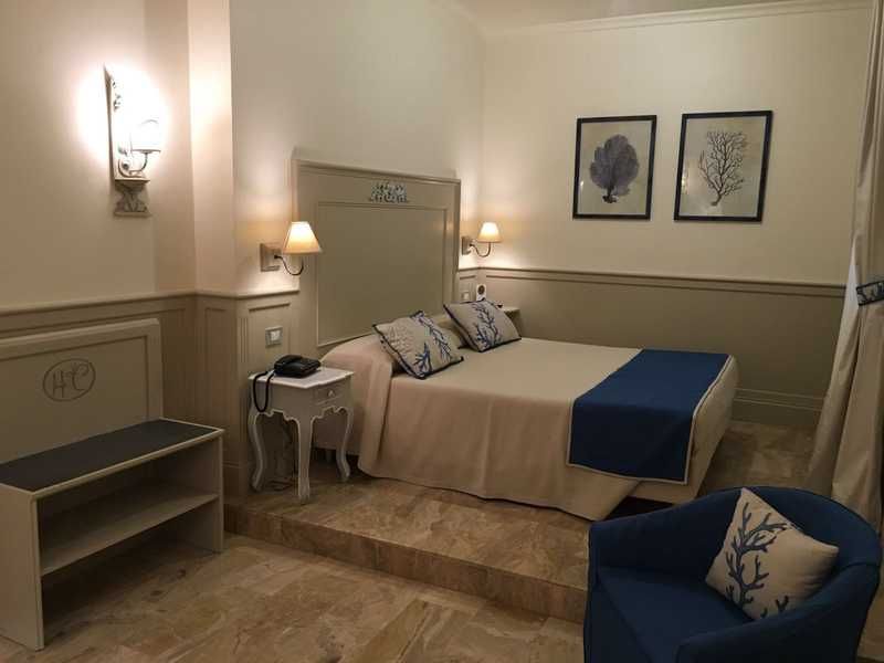 Hotel La Colonnina