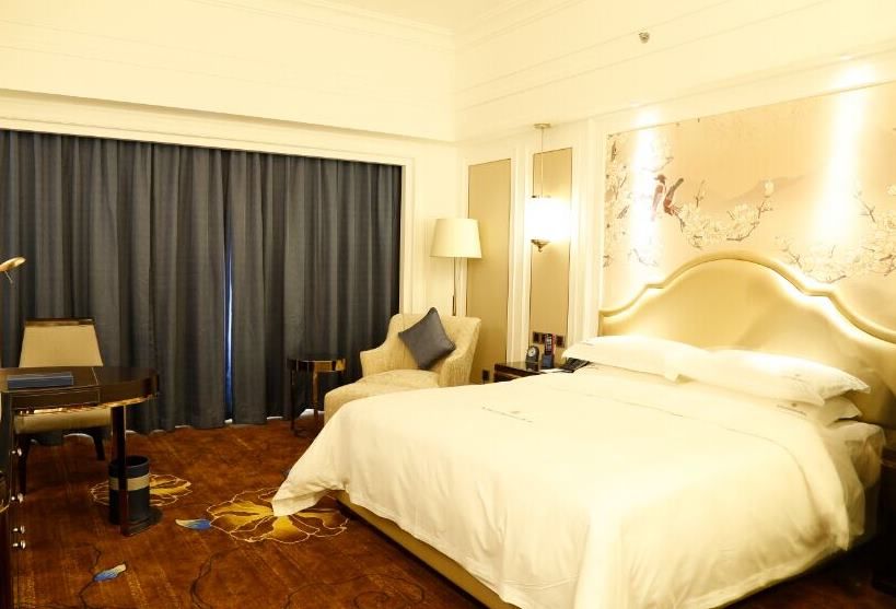 Dayhello International Hotel
