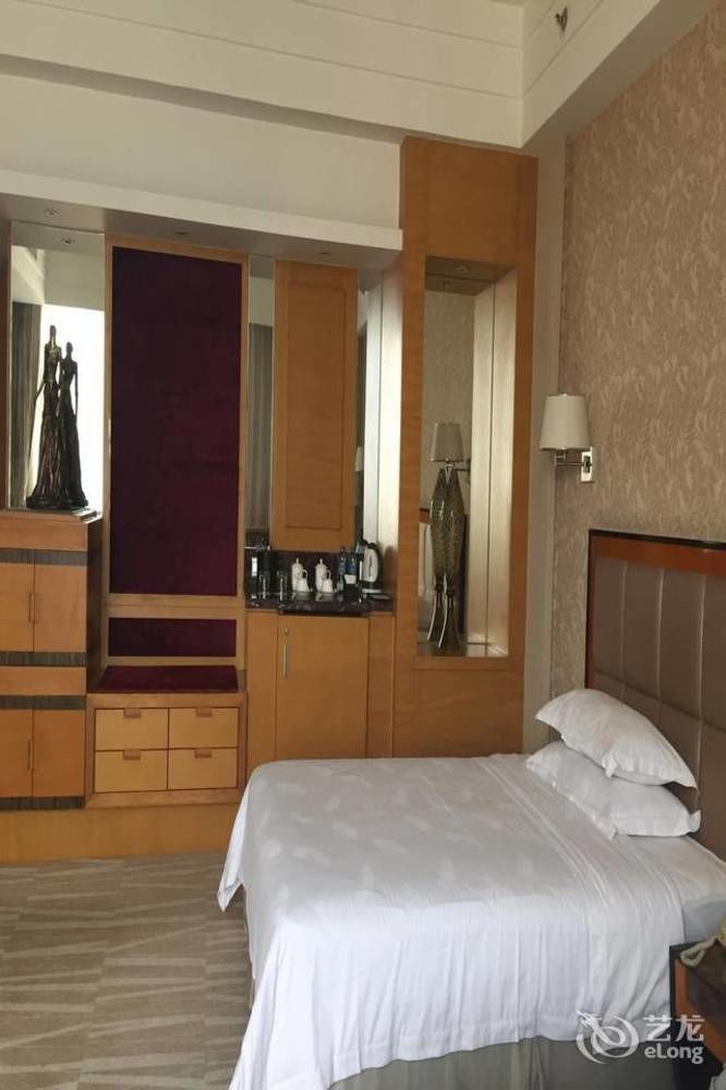 Xinhui Country Garden Phoenix Hotel