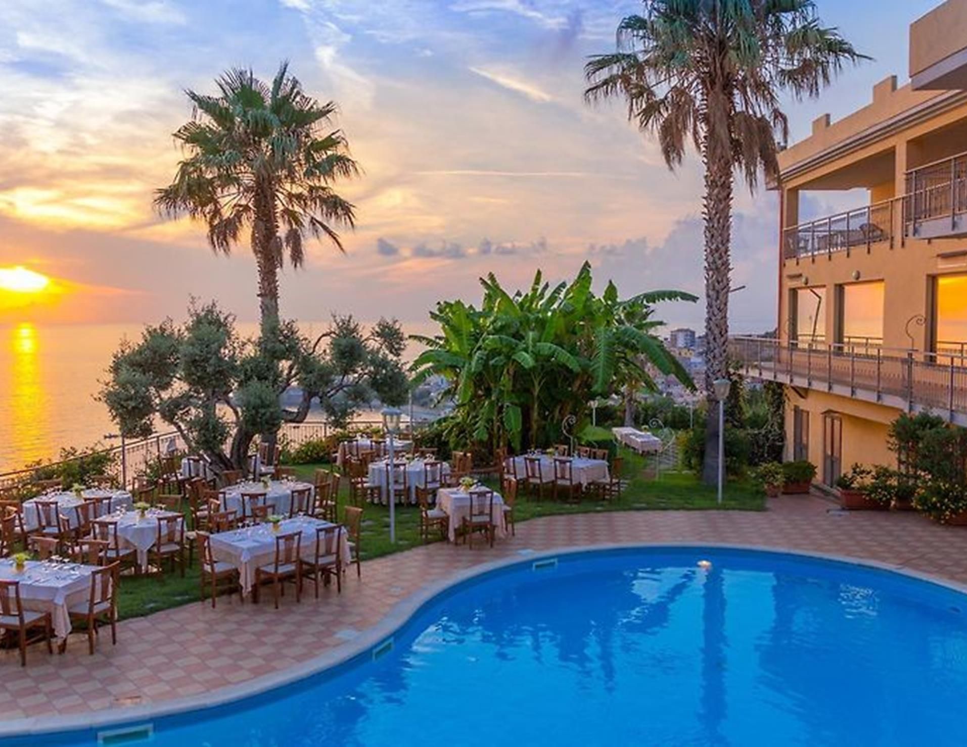 Nettuno Palace