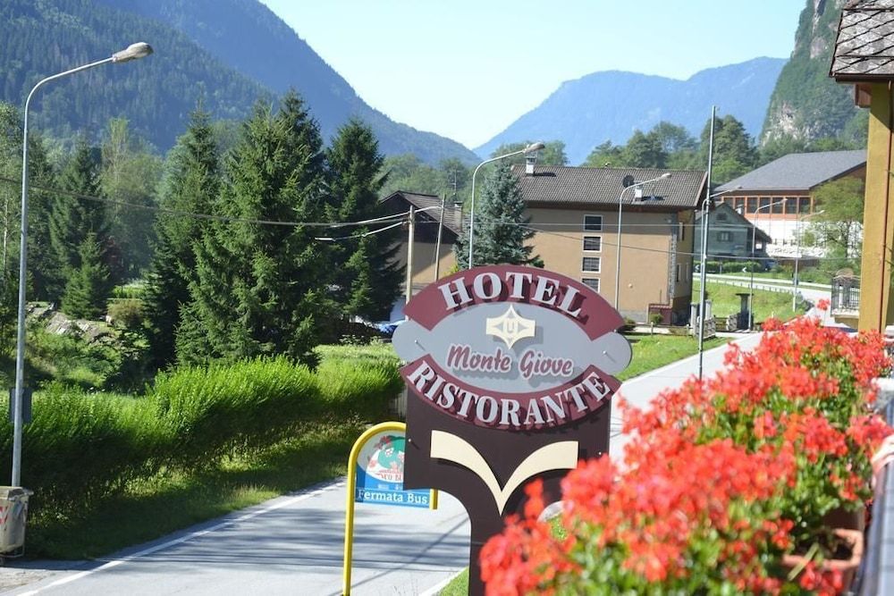Hotel Montegiove