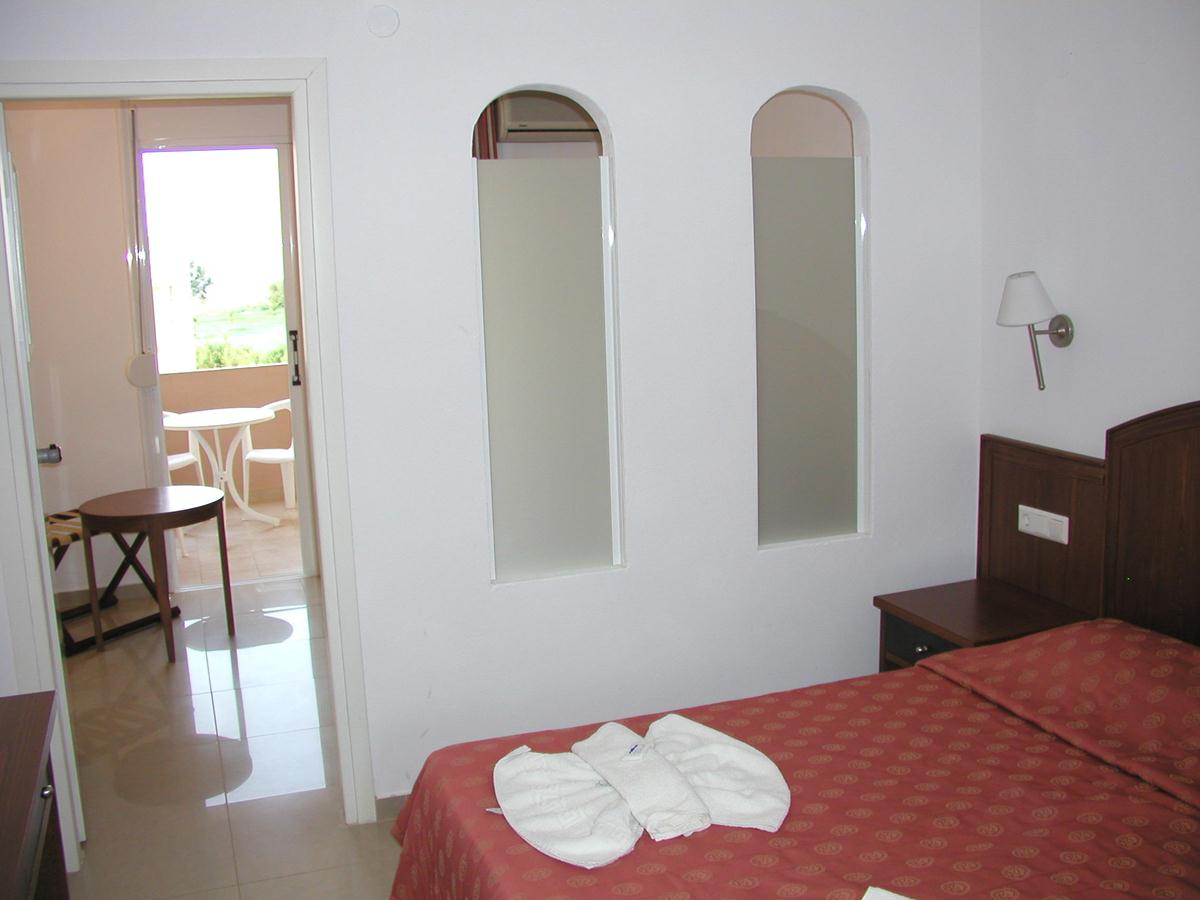 Delfina Tropic Beach