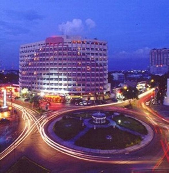Imperial Palace Suites