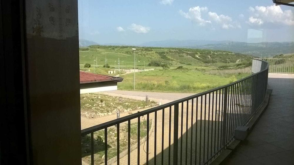 Hotel Bena E Traes