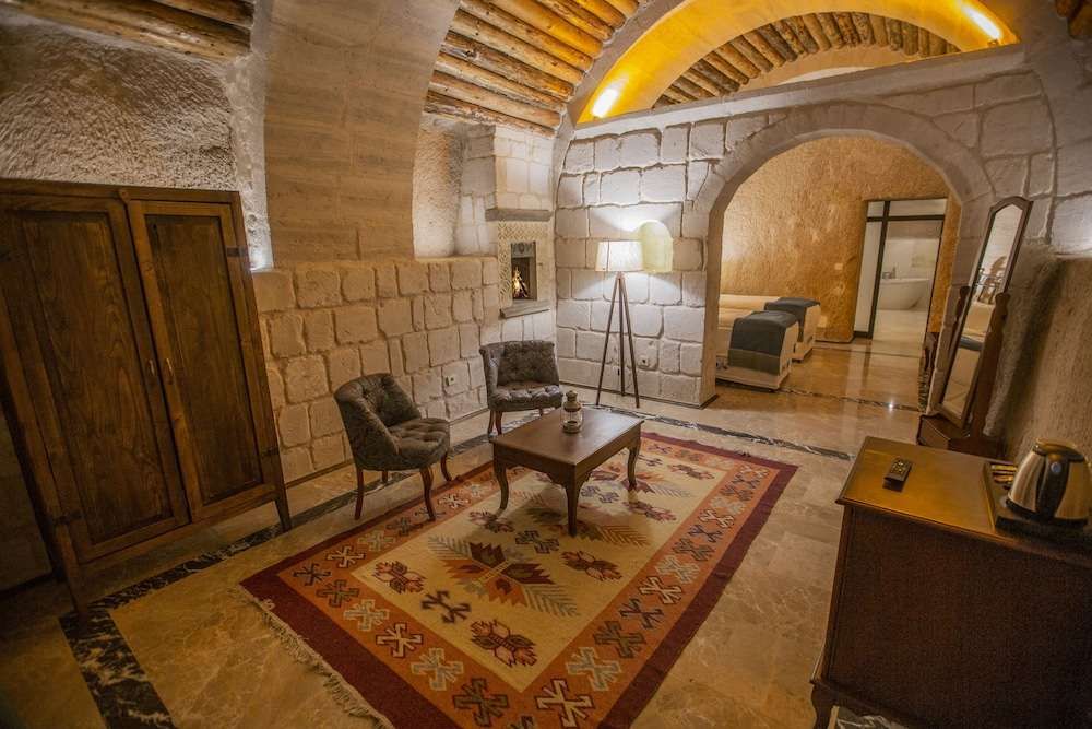 Lavender Cave Hotel