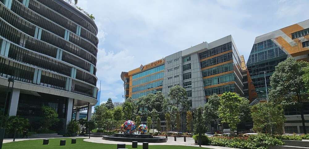 Trion Premium Suites At KL