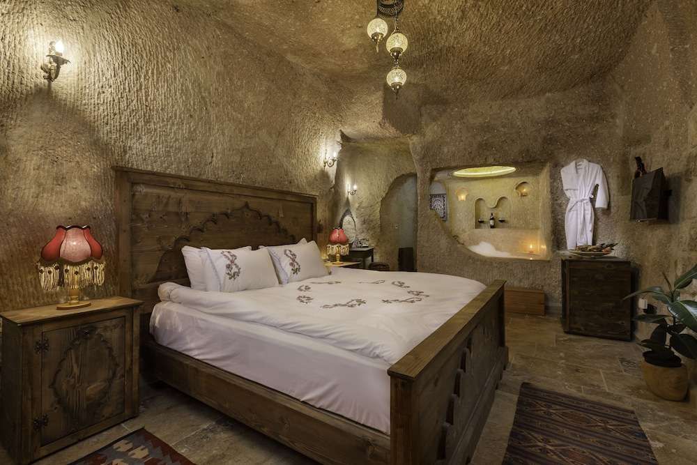 Kayata Cave Suites