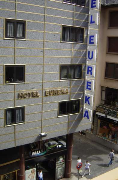 Yomo Eureka