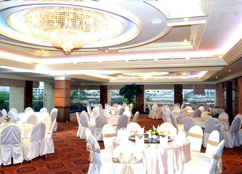 The Grand Riverside