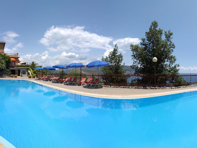 King’s Residence Hotel