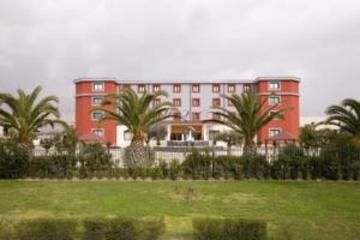 Gold Hotel