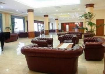 Gold Hotel