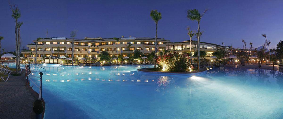 Fiesta Hotel Athènee Palace