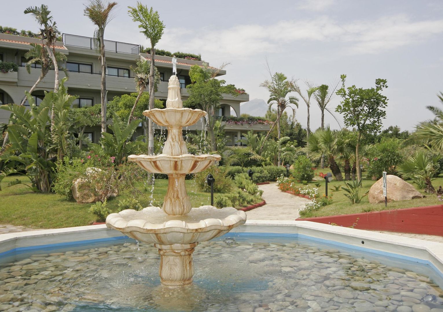 Fiesta Hotel Athènee Palace