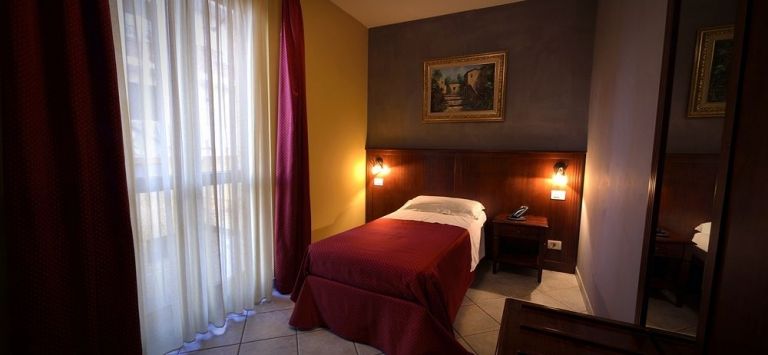 Hotel Oasis