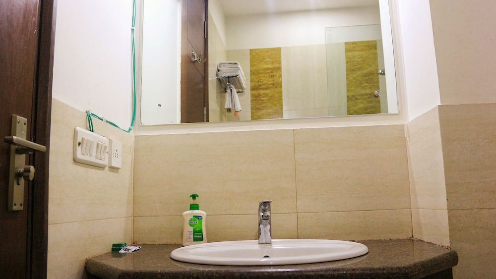Hari’s Court Inns & Hotels, Gurgaon